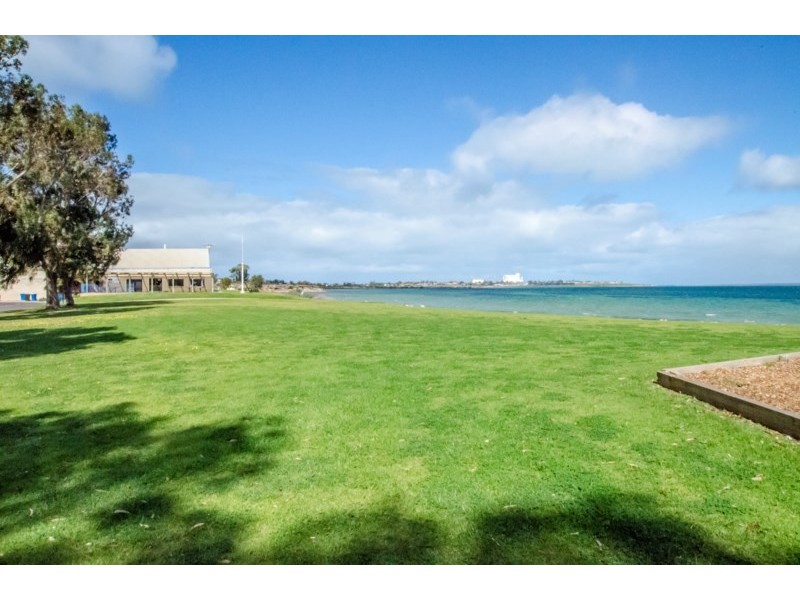 2 Frayne Terrace, Ceduna SA 5690
