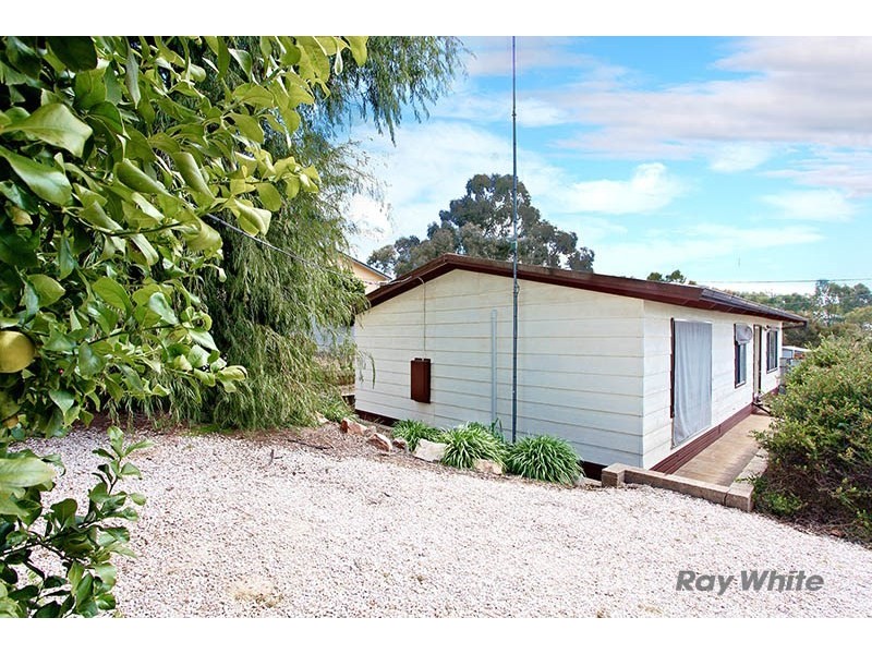 42a Essington Avenue, Clare SA 5453