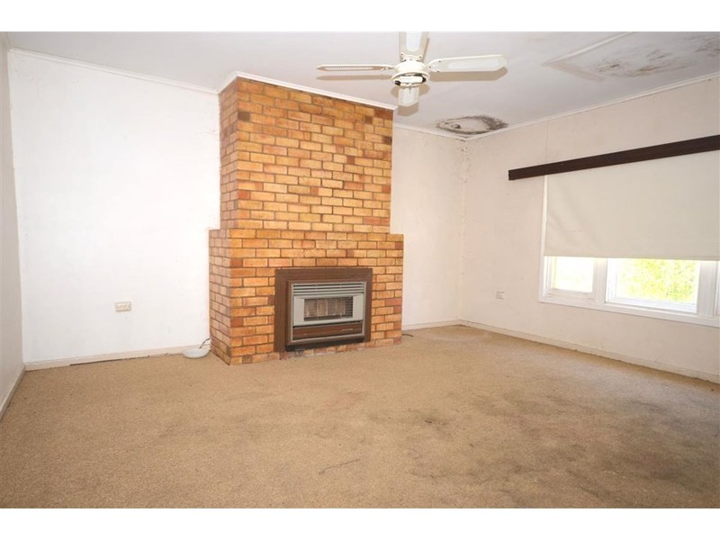 53 Agnes Street, Clare SA 5453