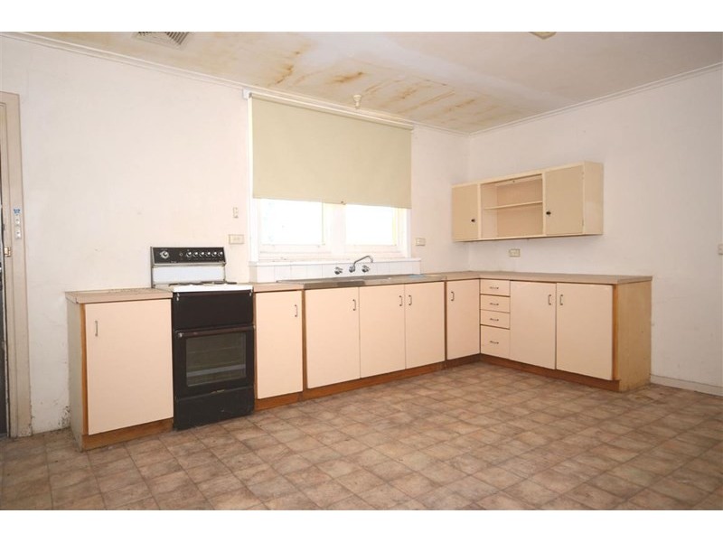 53 Agnes Street, Clare SA 5453