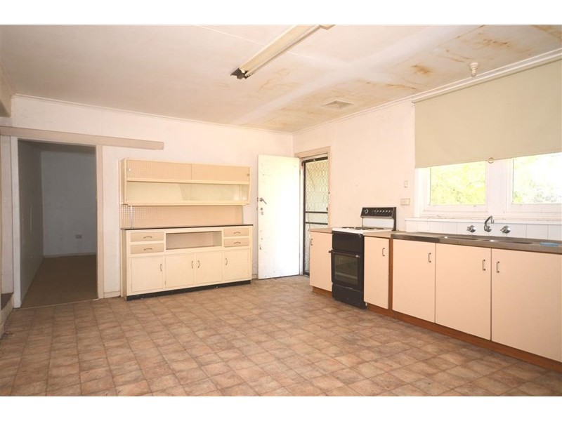 53 Agnes Street, Clare SA 5453