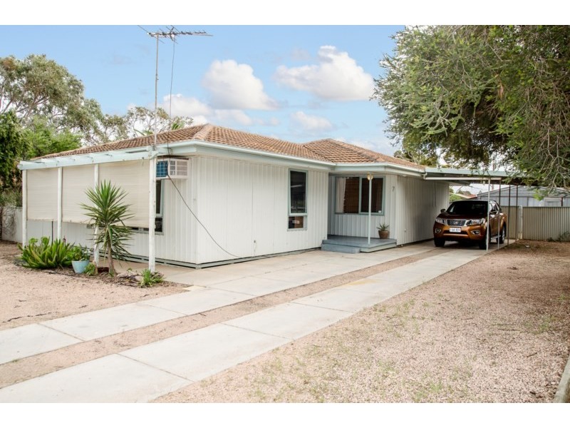 7 Tonkin Street, Ceduna SA 5690