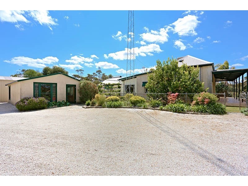 1108 Port Victoria Road, South Kilkerran SA 5573