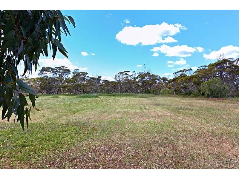 1108 Port Victoria Road, South Kilkerran SA 5573