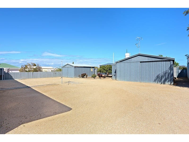 12 Horn Street, Port Clinton SA 5570