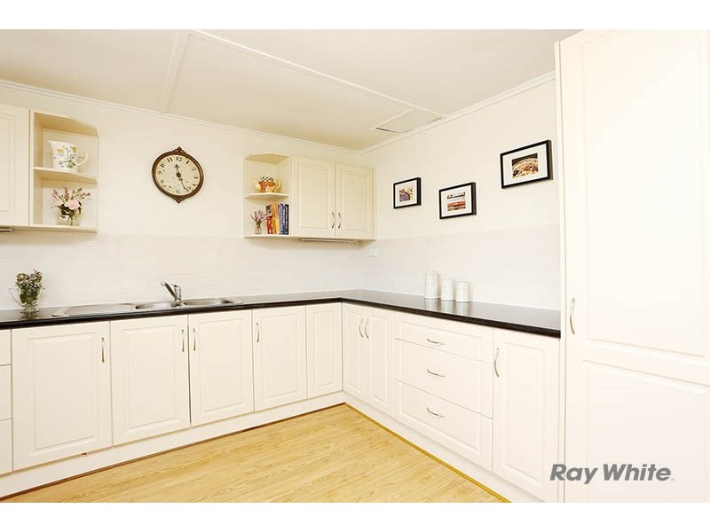 40 Commercial Street, Burra SA 5417