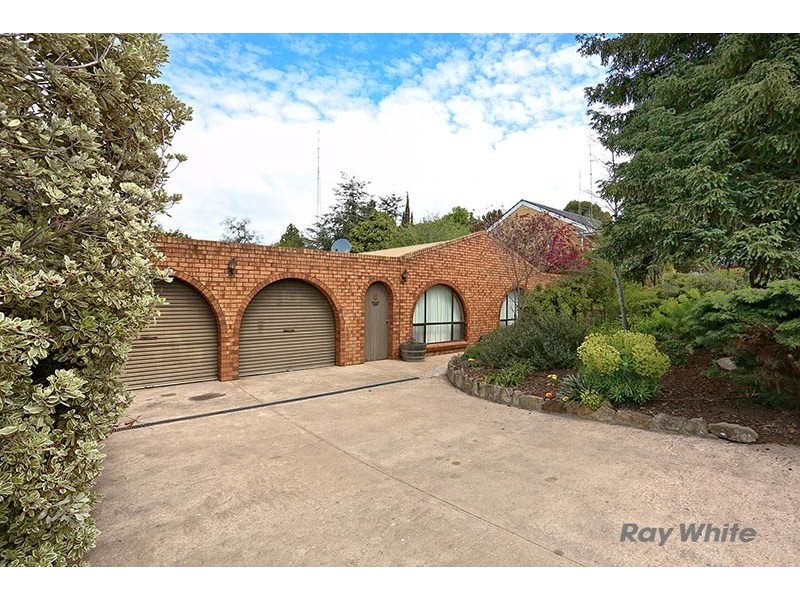 6 Tilbrook Avenue, Clare SA 5453