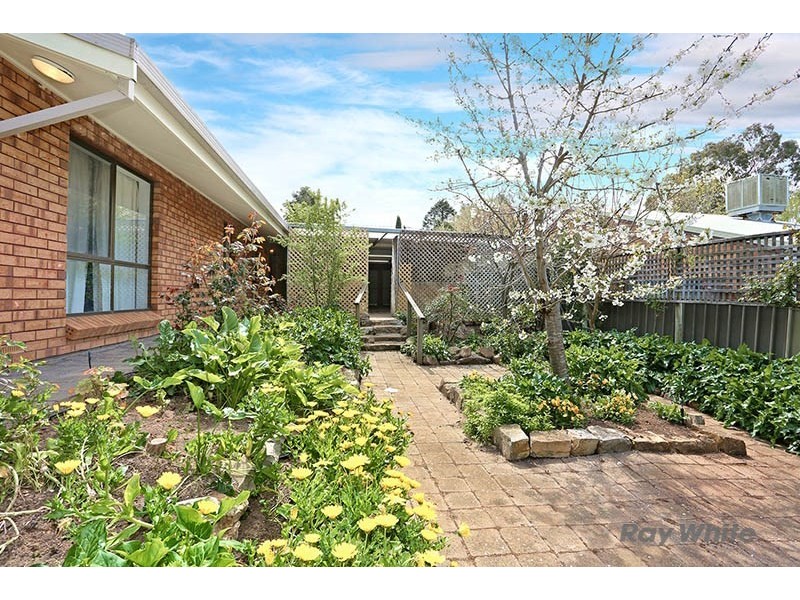 6 Tilbrook Avenue, Clare SA 5453