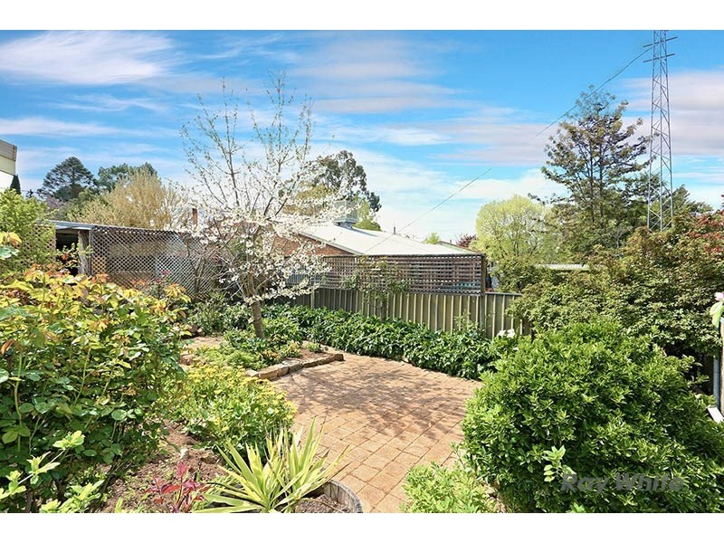 6 Tilbrook Avenue, Clare SA 5453