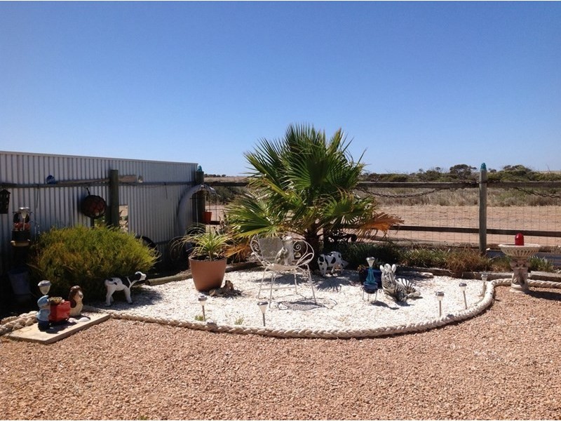 21 Saunders Drive, Denial Bay SA 5690