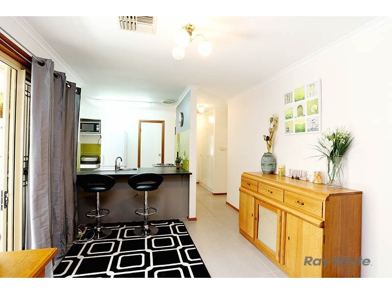 1 McKinnon Court, Clare SA 5453