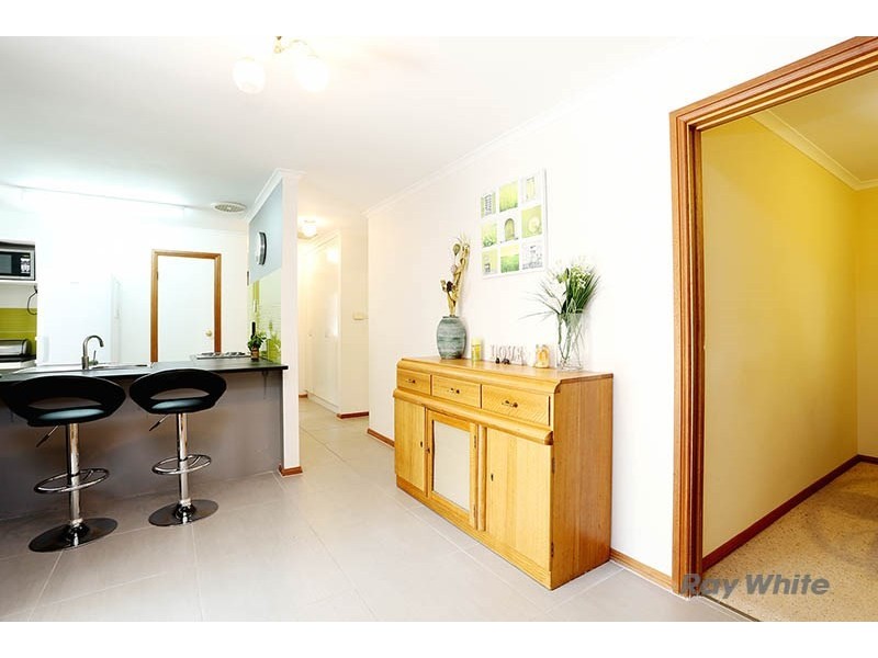 1 McKinnon Court, Clare SA 5453