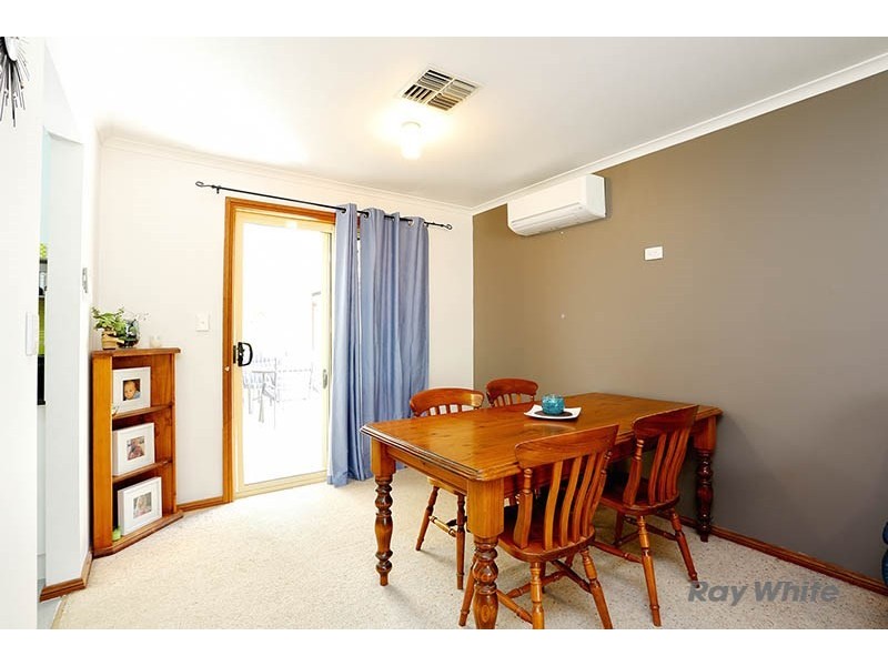 1 McKinnon Court, Clare SA 5453