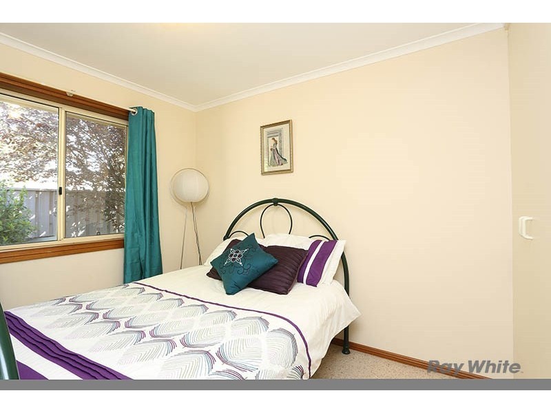 1 McKinnon Court, Clare SA 5453