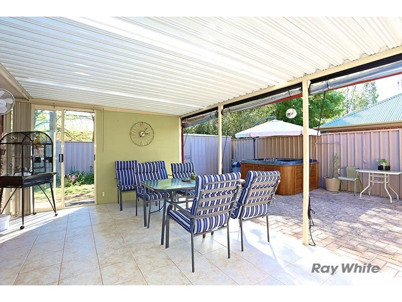 1 McKinnon Court, Clare SA 5453