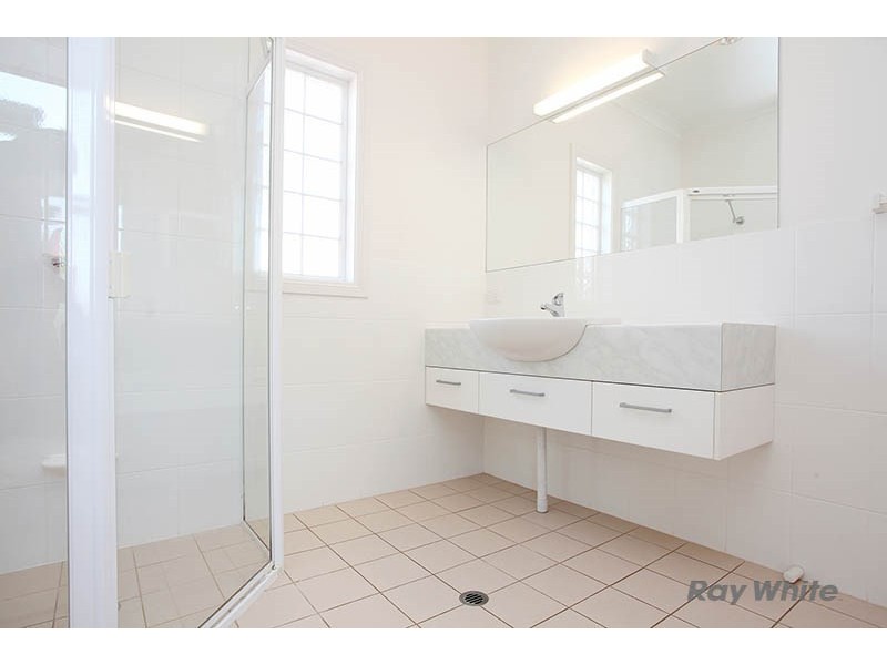 11 Glebe Close, Clare SA 5453