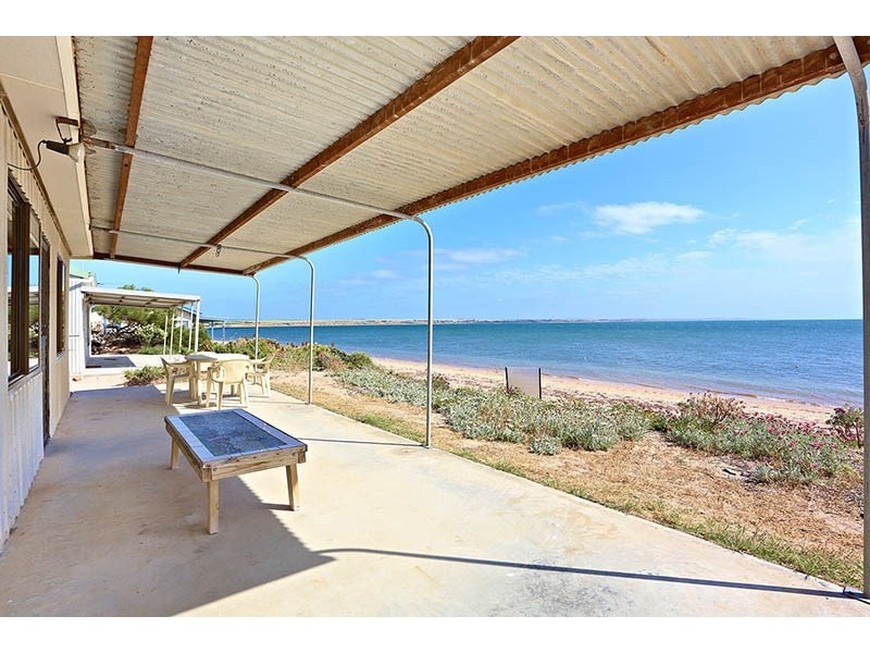 124 Black Point Drive, Black Point SA 5571