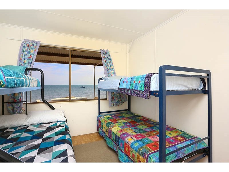 124 Black Point Drive, Black Point SA 5571