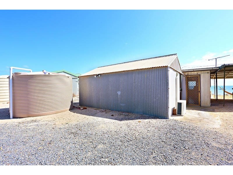 124 Black Point Drive, Black Point SA 5571