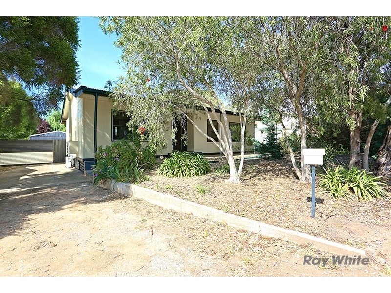 9 Pattullo Avenue, Clare SA 5453