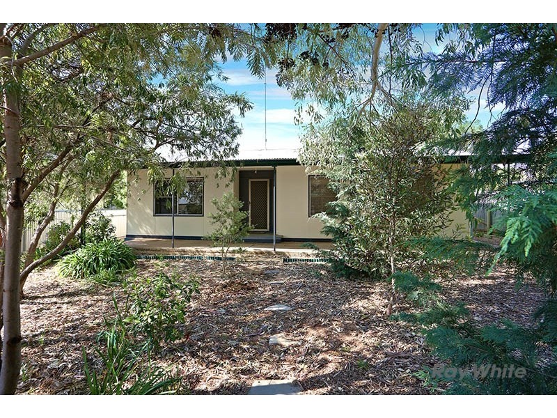 9 Pattullo Avenue, Clare SA 5453