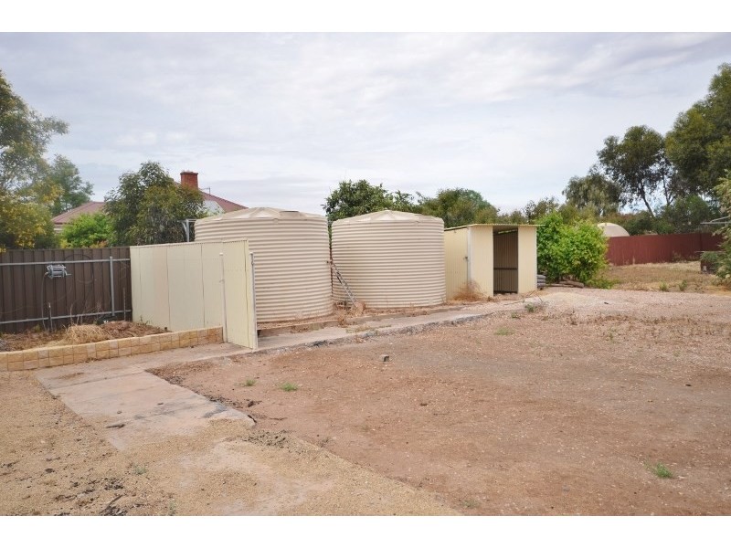 13 Cameron Street, Lochiel SA 5510