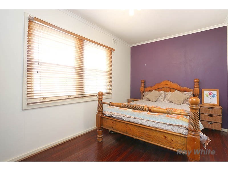 8 Smelts Road, Burra SA 5417