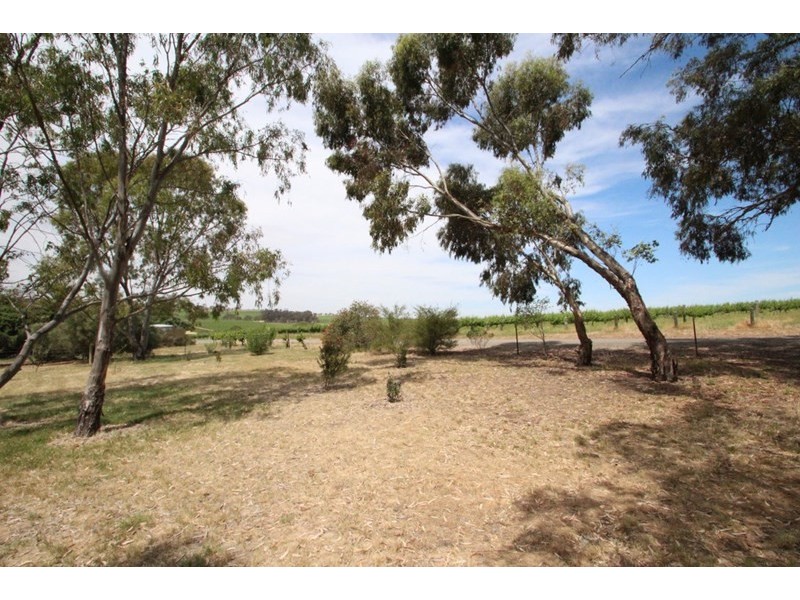 35 West Road, Watervale SA 5452