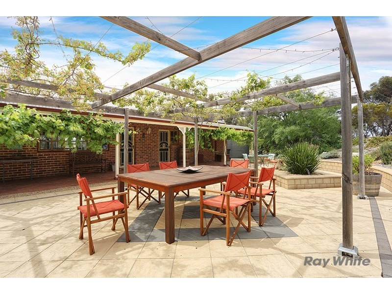 14 South Terrace, Leasingham SA 5452