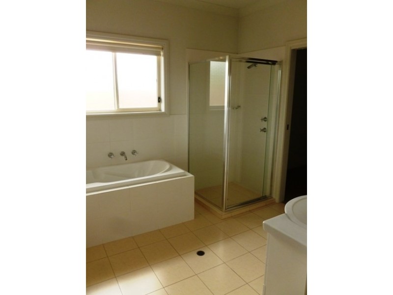 9/372 Main North Road, Clare SA 5453