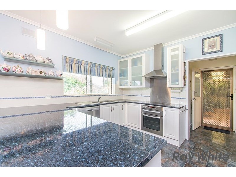 24 Daly Street, Clare SA 5453