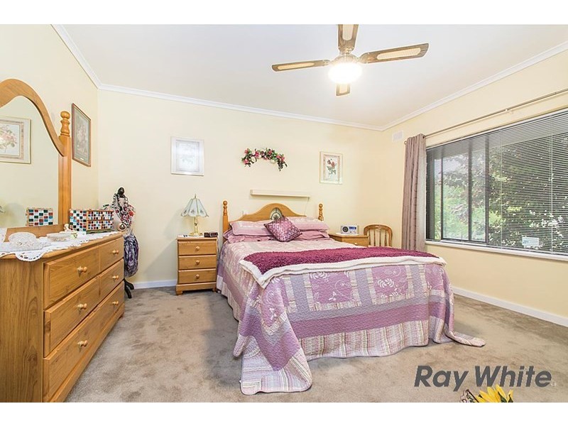 24 Daly Street, Clare SA 5453
