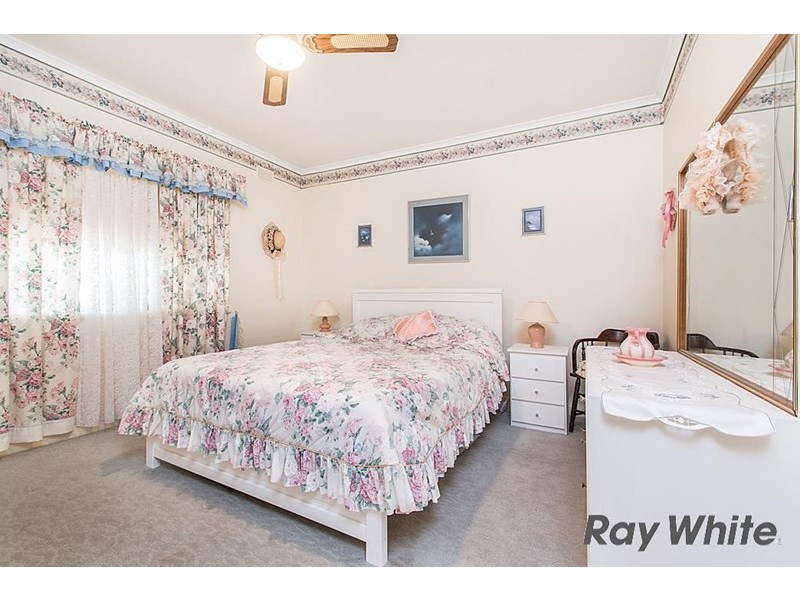 24 Daly Street, Clare SA 5453