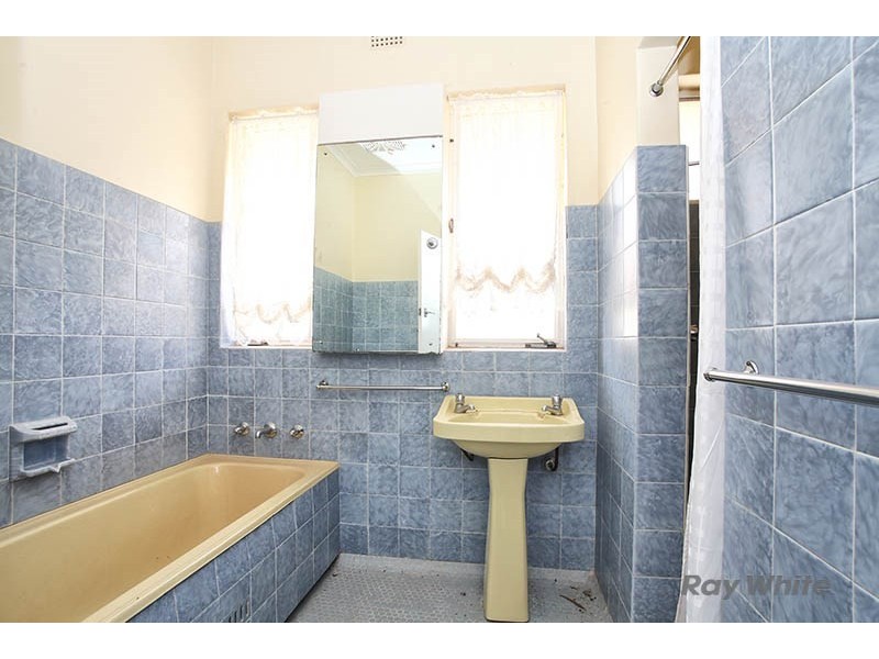 5 and 5a Webb Street, Clare SA 5453