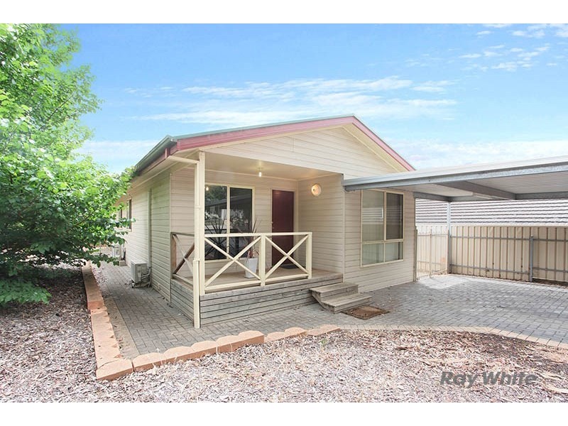 5 and 5a Webb Street, Clare SA 5453