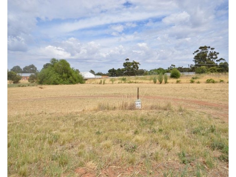 10 East Terrace, Farrell Flat SA 5416