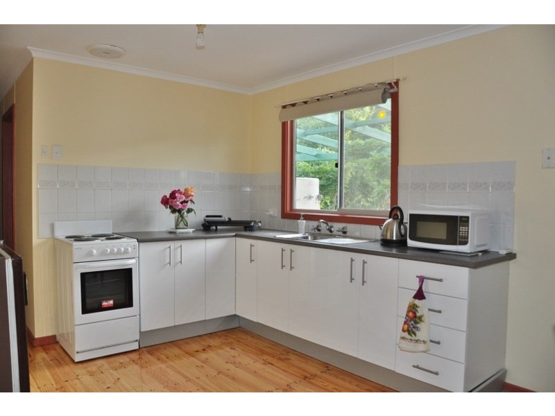 20 Geddes Avenue, Clare SA 5453