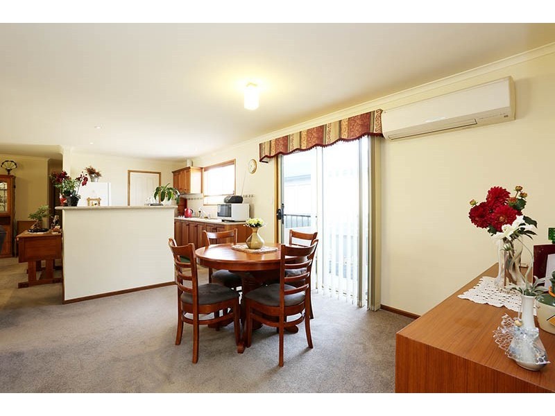 8 Hawk Road, Port Vincent SA 5581