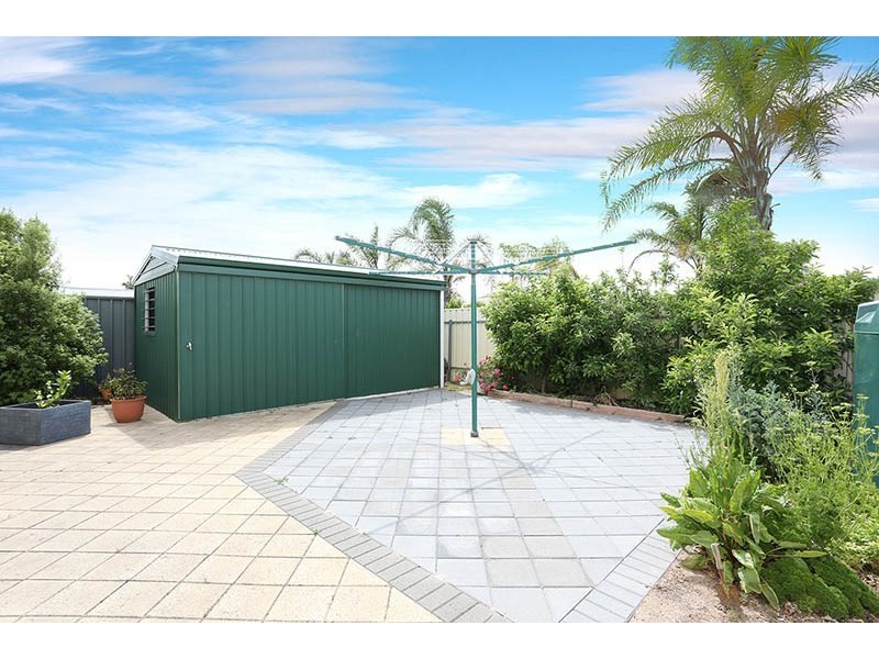 8 Hawk Road, Port Vincent SA 5581