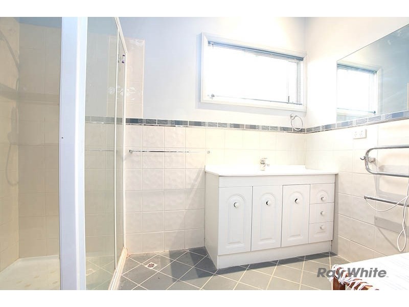 7 Kelly Street, Clare SA 5453