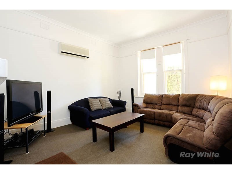 36 Blyth Road, Clare SA 5453