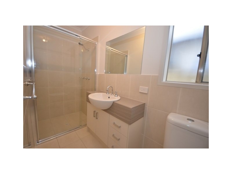 17 Cairns Crescent, Riverton SA 5412