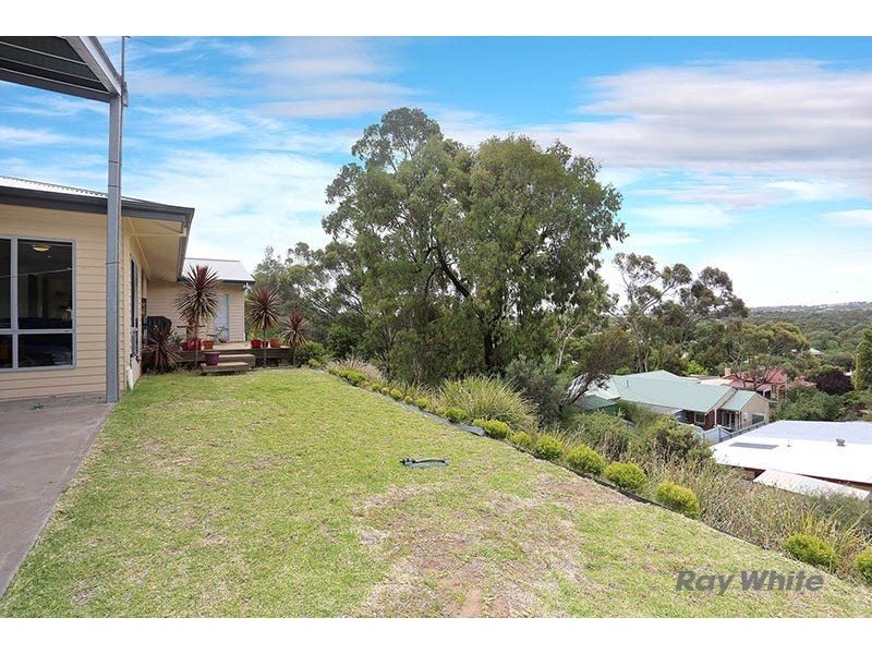 13 Michael Court, Clare SA 5453