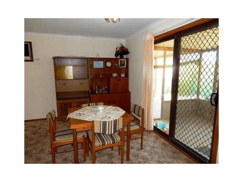 8 Yelta Street, Clinton SA 5570