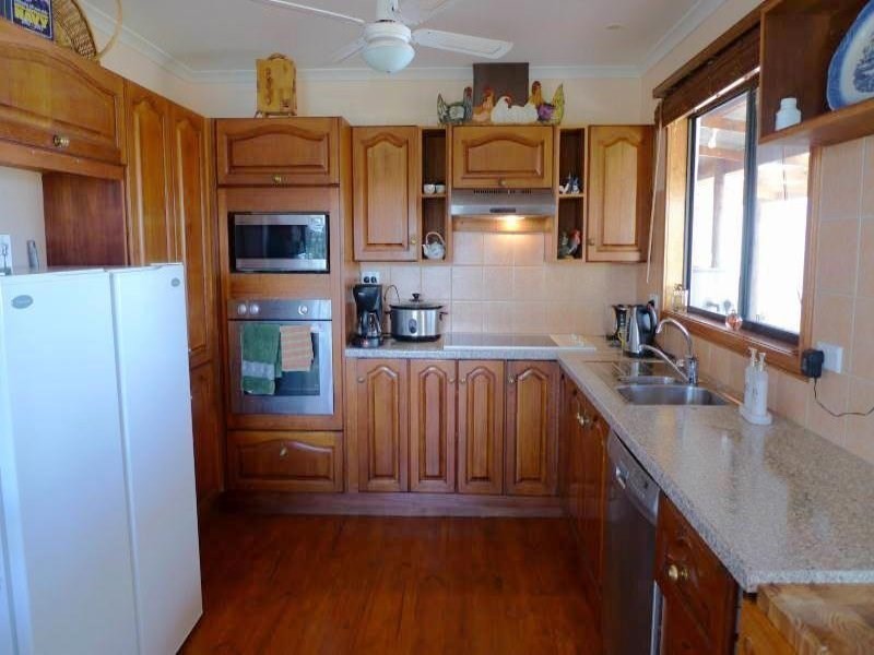 2 Falie Drive, Price SA 5570