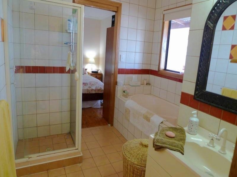 2 Falie Drive, Price SA 5570