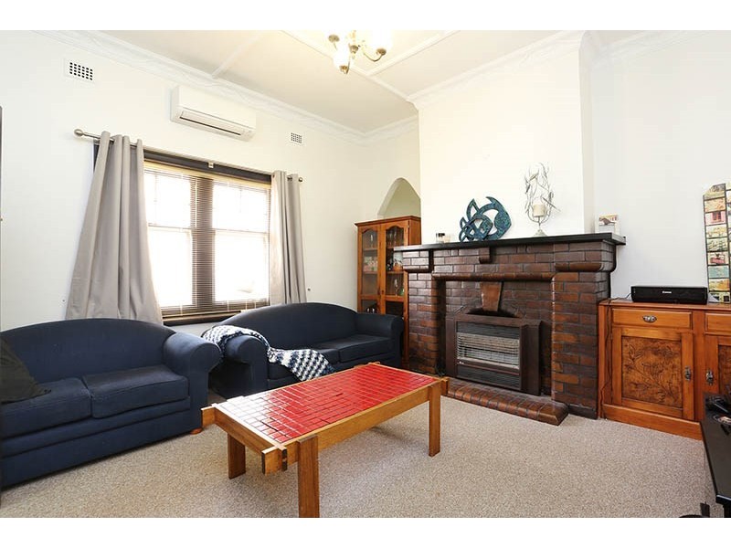 15 Samuel Street, Maitland SA 5573