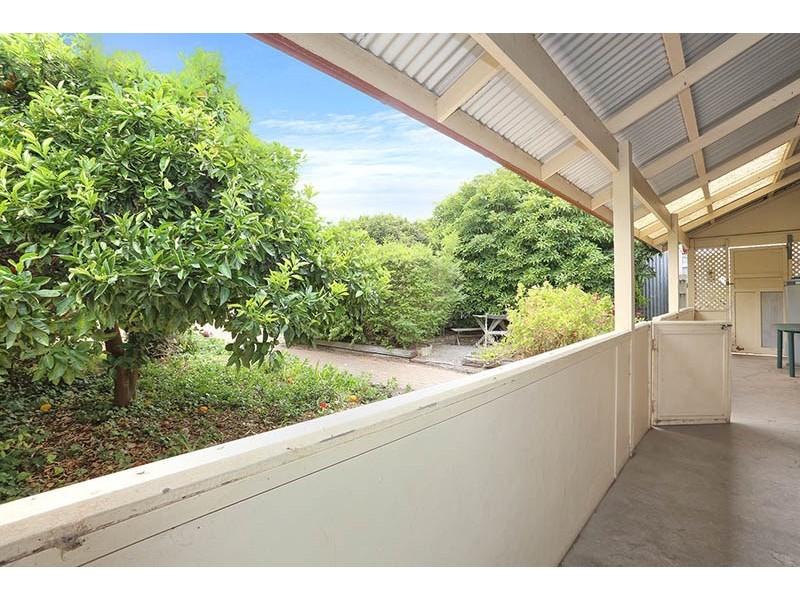 15 Samuel Street, Maitland SA 5573