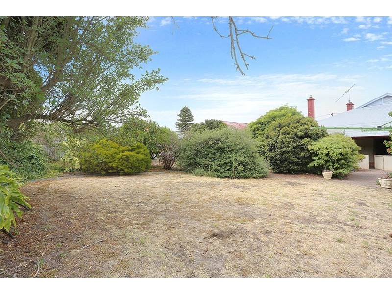 15 Samuel Street, Maitland SA 5573