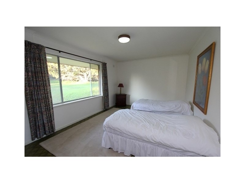 8 Paradise Street, Burra SA 5417
